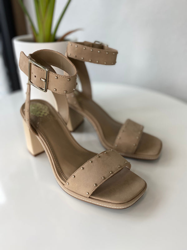 Vince Camuto City Sandal- Tortilla